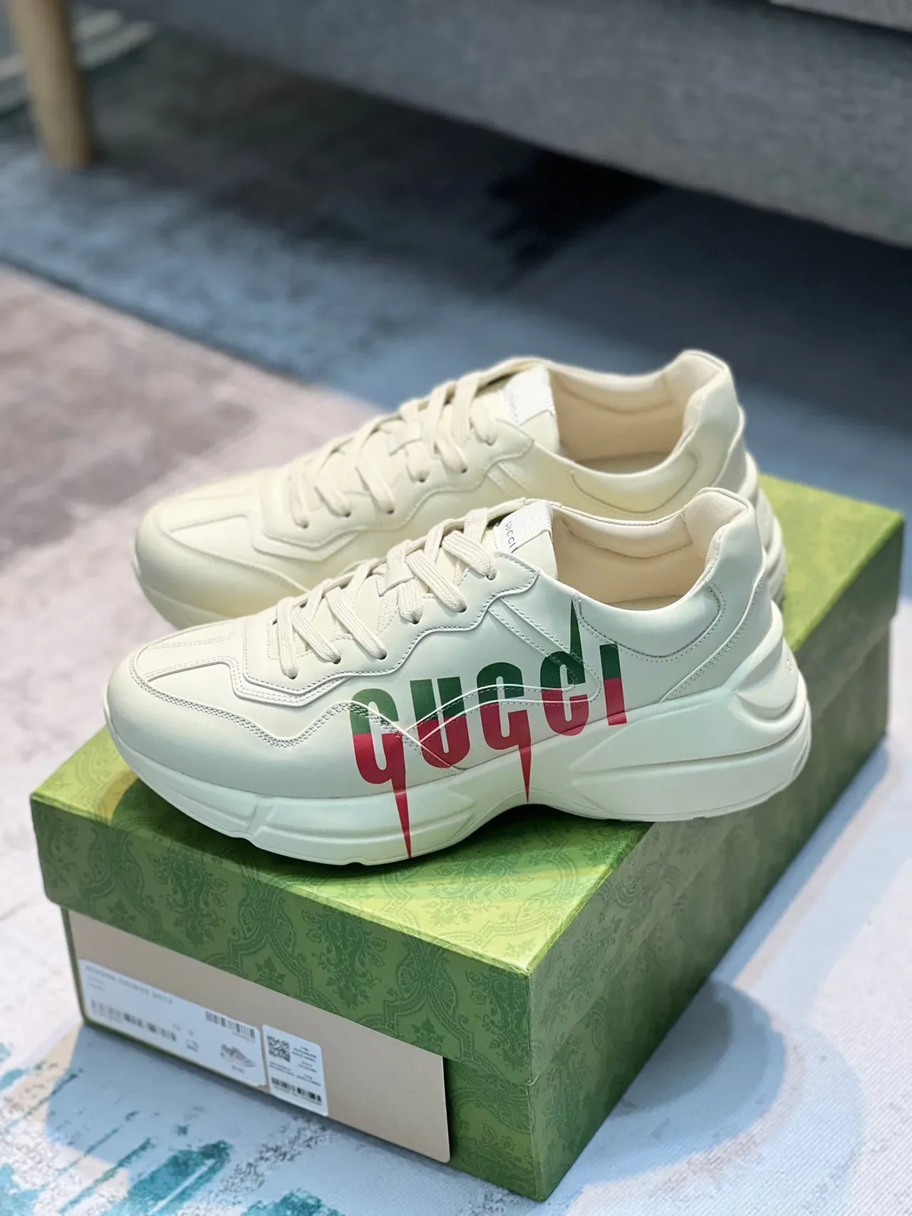 Gucci Beige Green Couro Superior Oversized Logo Lateral Zapatilhas Chunky 7
