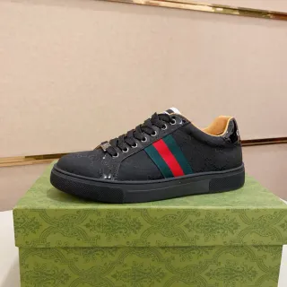 Gucci Negro Rojo Monogrammed Lona Cuero Patentado Acentos Lifestyle Sneakers
