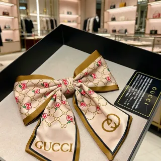Gucci चेरी प्रिंट GG Monogram রেশম স্কার্ফ