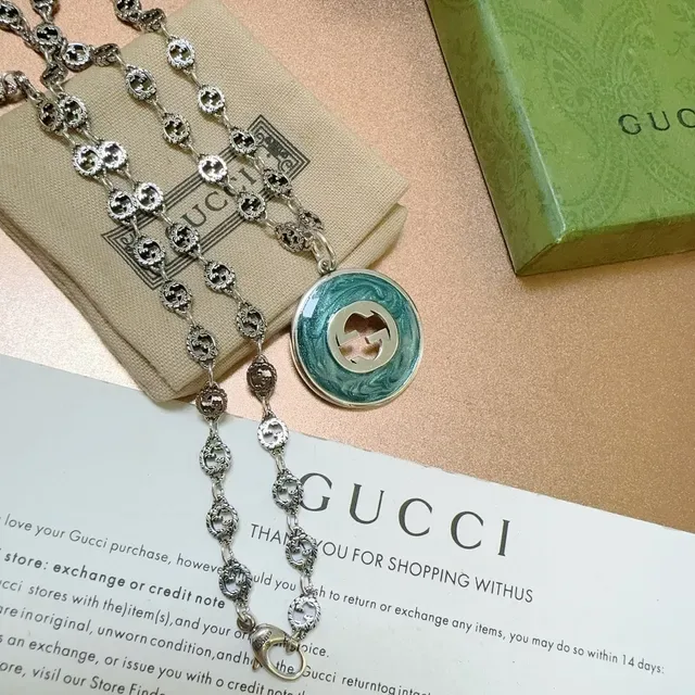 Gucci Circular Enamel Interlocking G Pendant Necklace 3