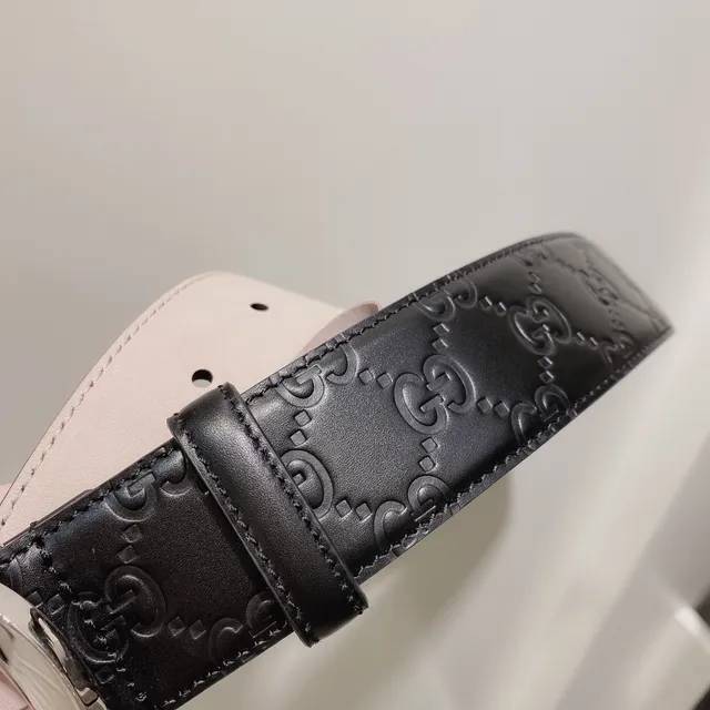 Gucci Double G Embossed Black Leather Belt 2