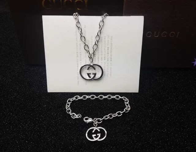 Gucci Double G Interlocking Logo Silver Chain Necklace 7