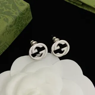 قرط Gucci Double G Stud فضي أسود Interlocking Logo دائري