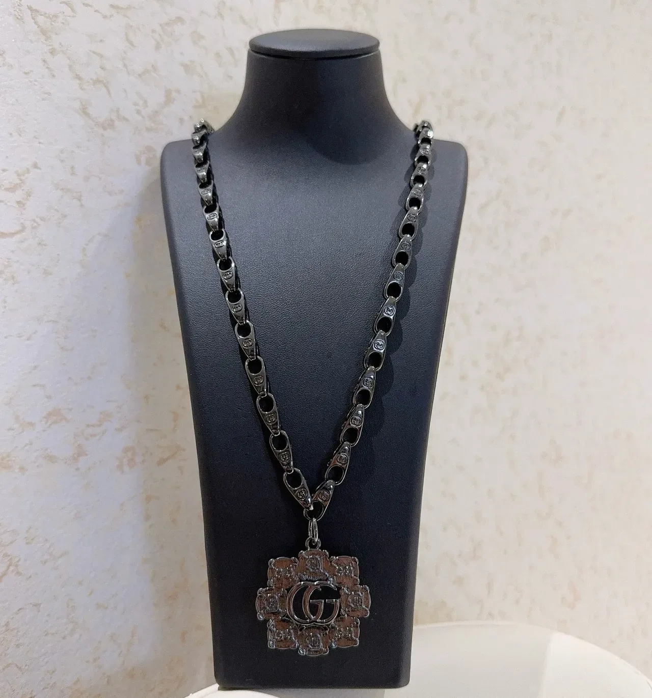 Gucci Floral GG Interlocking Logo Pendant Necklace 6