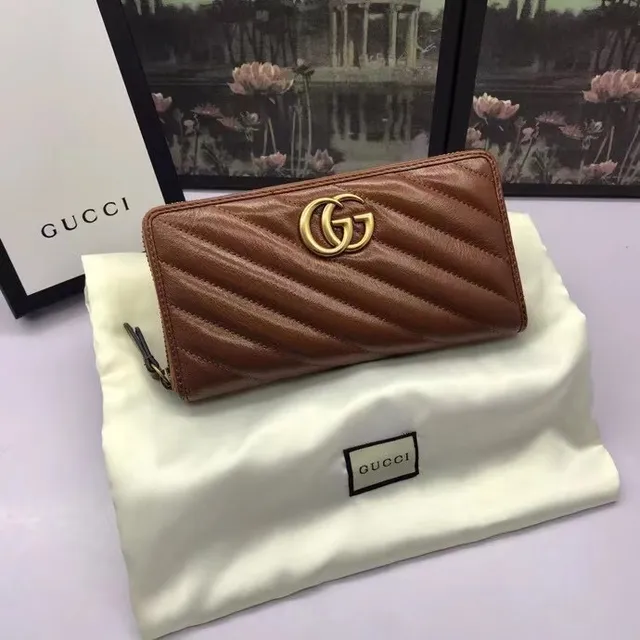 Gucci GG Marmont Carteira Longa de Couro Matelassê Marrom 2