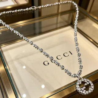 Gucci GG Marmont শৃঙ্খলা আন্তঃসংযুক্ত G ফুলের লিঙ্ক হার