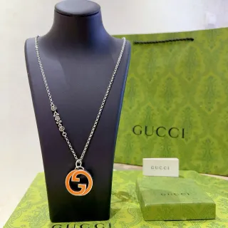 Gucci GG Marmont কমলা এবং কালো এনামেল Interlocking G মালা