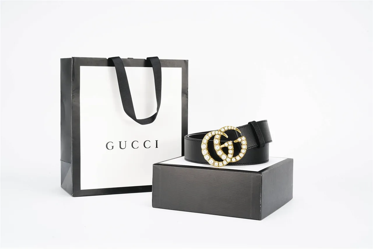 Gucci GG Marmont perlée dorée Double G ceinture en cuir noir 5