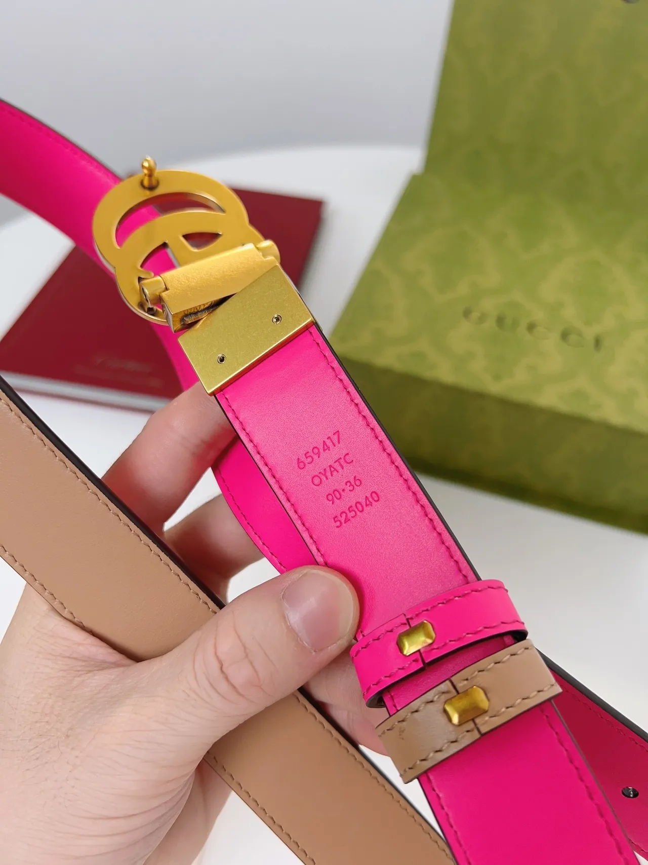 Gucci GG Marmont Ceinture en cuir réversible rose et beige 4
