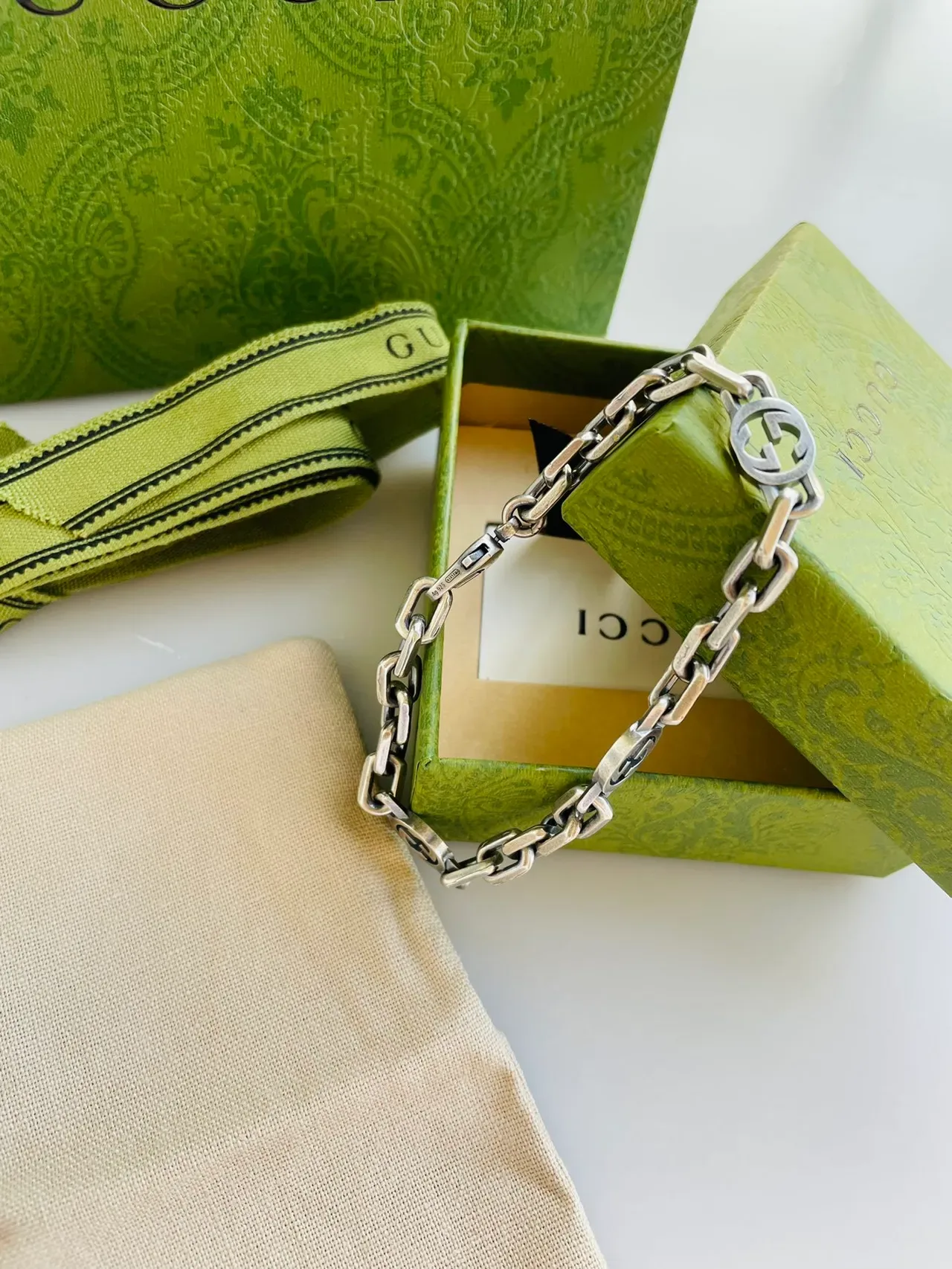 Gucci GG Marmont Silver Green Chunky Link Chain Interlocking Medallions Bracelet 5