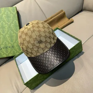 Gucci GG Monogram 帆布和皮革棒球帽