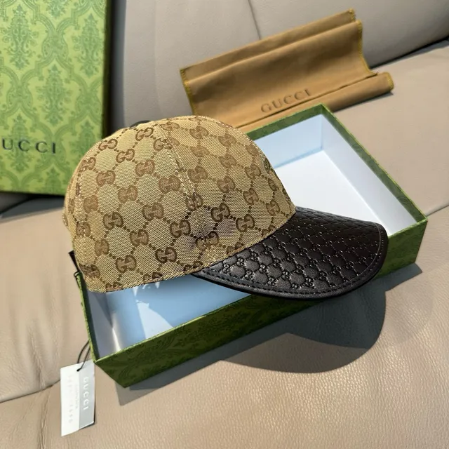 Gucci GG Monogram قماش كانفاس وجلد كاب بيسبول 9