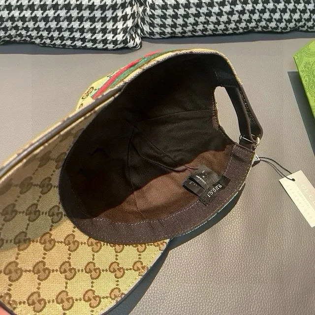 Gucci GG 印花 Canvas Web Stripe Baseball Cap 4