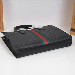 Gucci 灰绿色 结构化的 GG Monogram 帆布 Web Stripe 中心 托特包 4