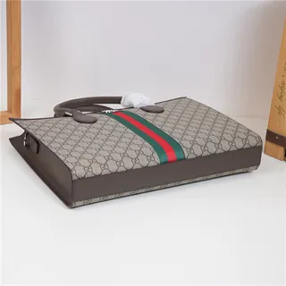 Gucci 灰绿色 结构化的 GG Monogram 帆布 Web Stripe 中心 托特包 14