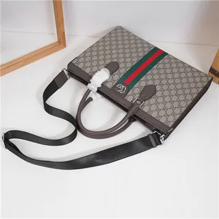 Gucci 灰绿色 结构化的 GG Monogram 帆布 Web Stripe 中心 托特包 18