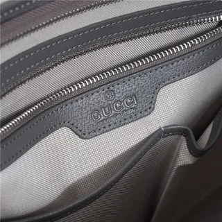 Gucci 灰绿色 结构化的 GG Monogram 帆布 Web Stripe 中心 托特包 20