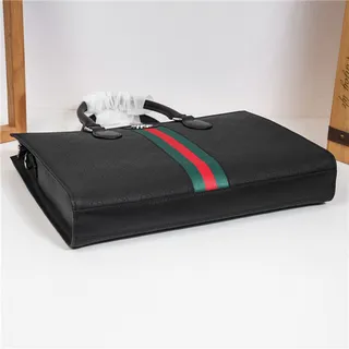 Gucci 灰绿色 结构化的 GG Monogram 帆布 Web Stripe 中心 托特包 22