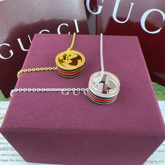 Gucci Green Red Cylindrical Pendant Enamel Stripe Detail Necklace 7