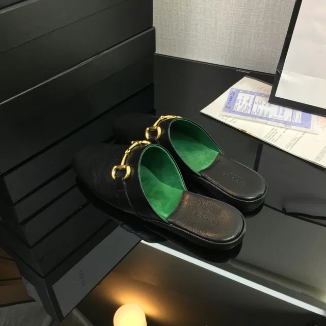 Gucci Horsebit 1955 Sapatos Casuais de Couro Preto Verde com Fivela 3