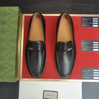 Gucci Horsebit 1955 黑色压纹皮革乐福鞋