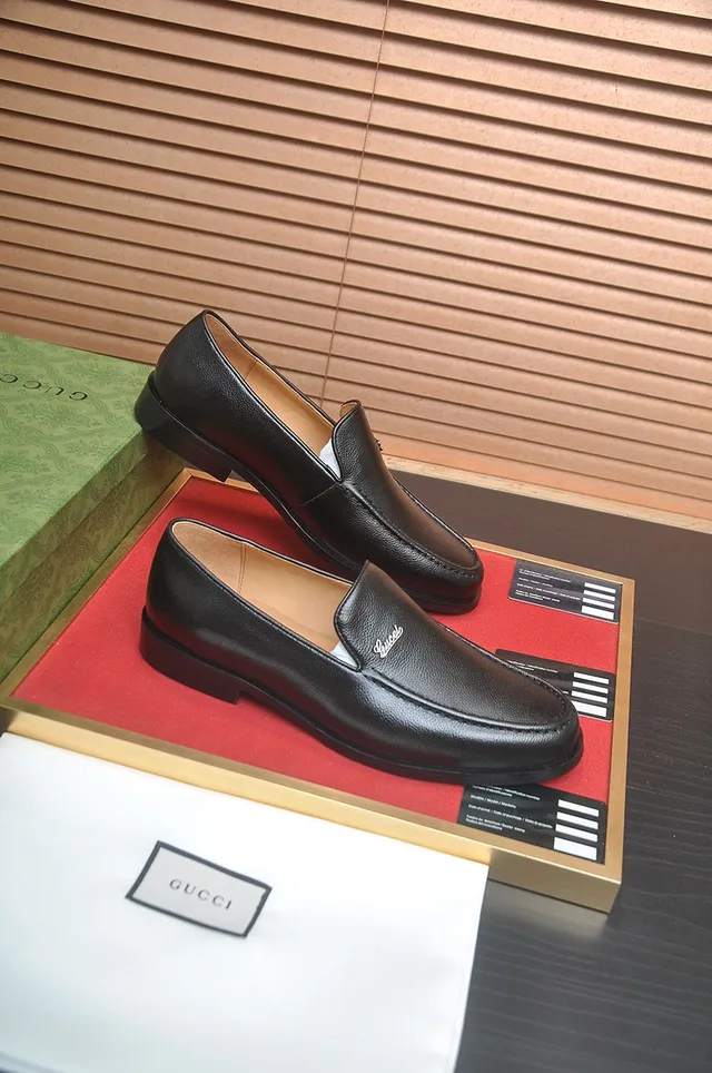 Gucci Horsebit 1955 Black Pebbled Leather Loafers 6