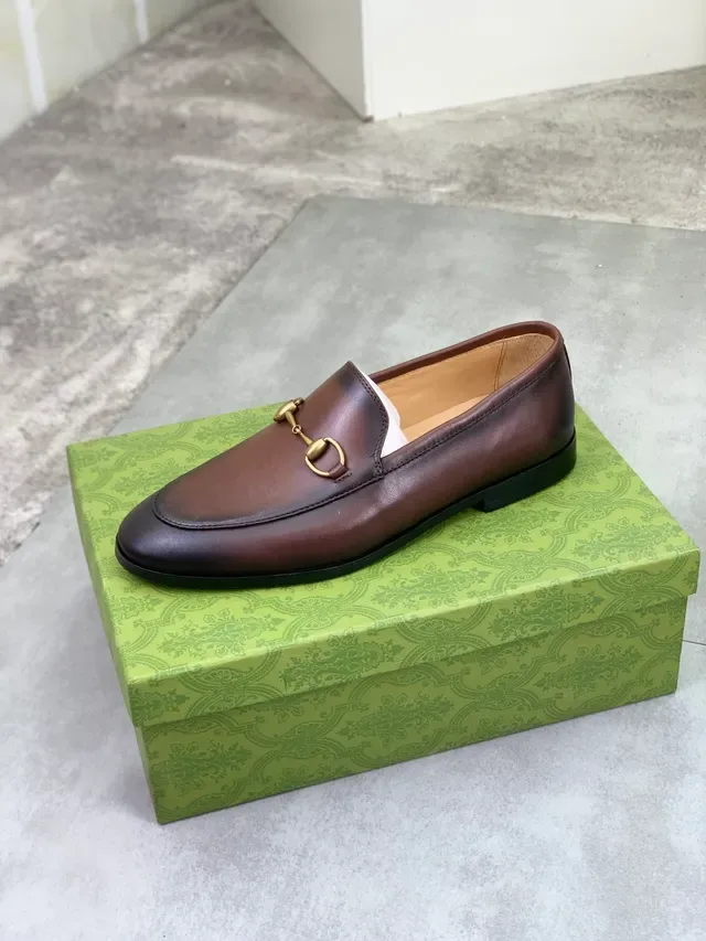 Mocassins Gucci Horsebit 1955 Couro Marrom e Preto 4