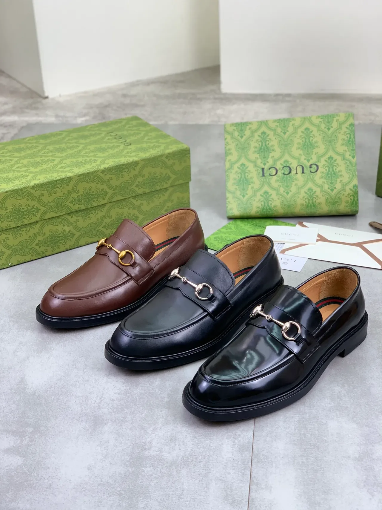 Gucci Horsebit 1955 বাদামী সোনালি পালিশ করা চামড়ার বাকেল লোফার 2