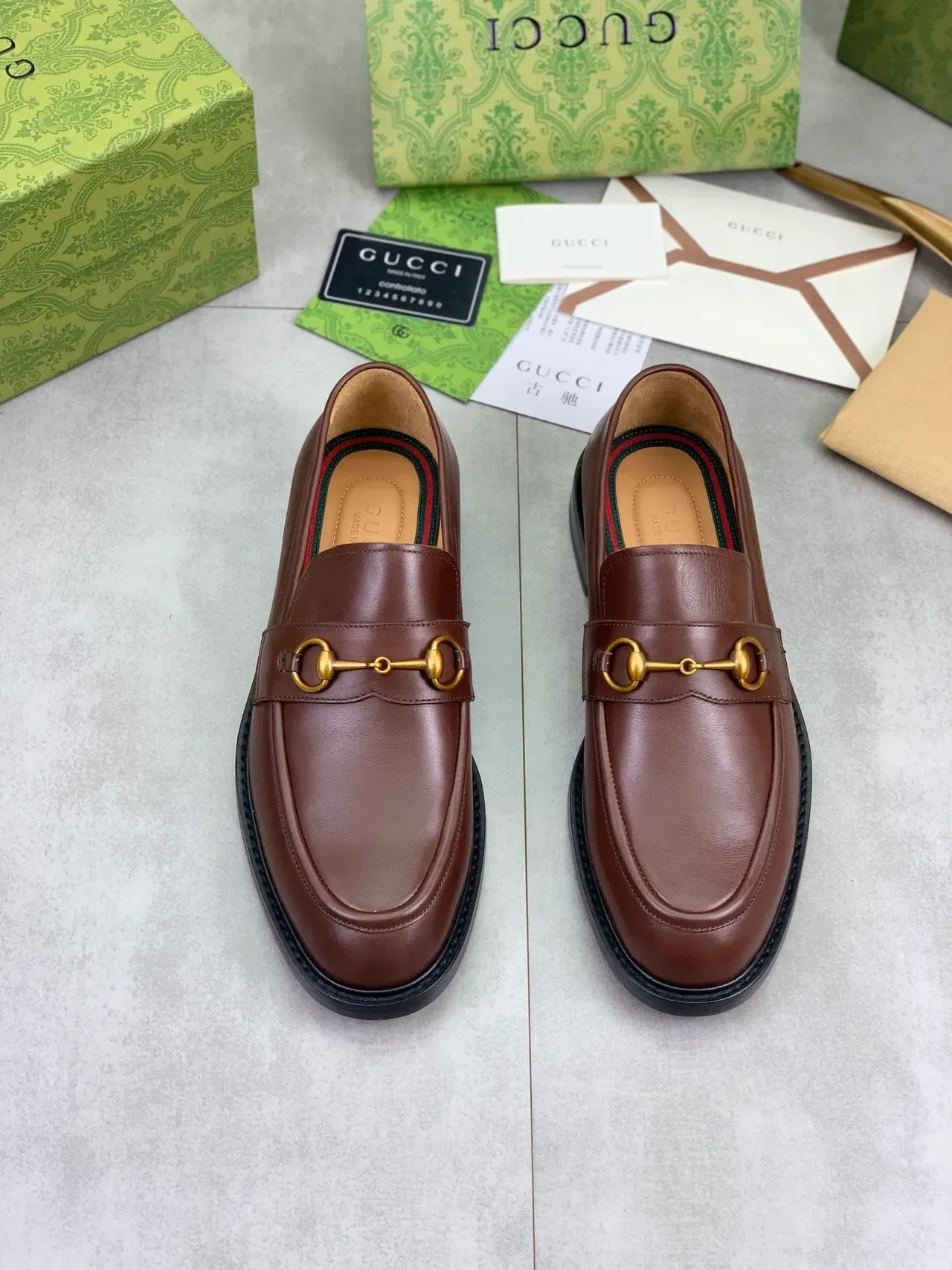 Gucci Horsebit 1955 বাদামী সোনালি পালিশ করা চামড়ার বাকেল লোফার 5