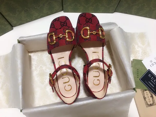 Gucci Horsebit 1955 लाल और नेवी GG Monogram ग्लाडिएटर सैंडल 7