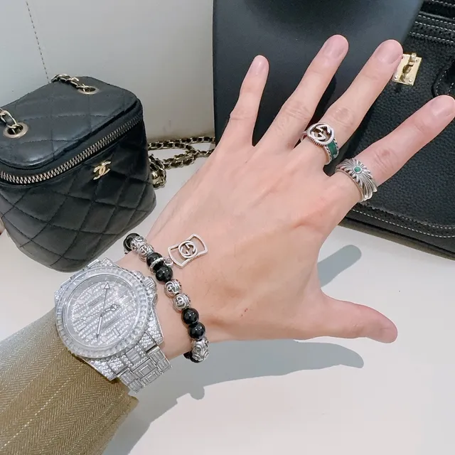 Gucci Interlocking G Bracelet Motif Noir Argent à perles 8