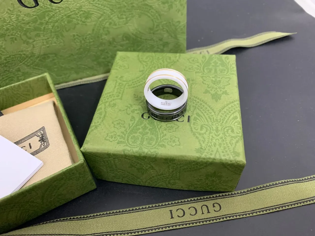 Gucci Interlocking G Ceramic and Metal Rings 2