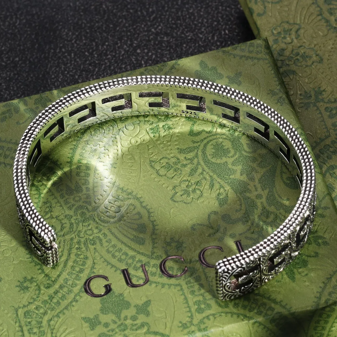 Gucci Interlocking G Engraved Silver Cuff Bracelet 2