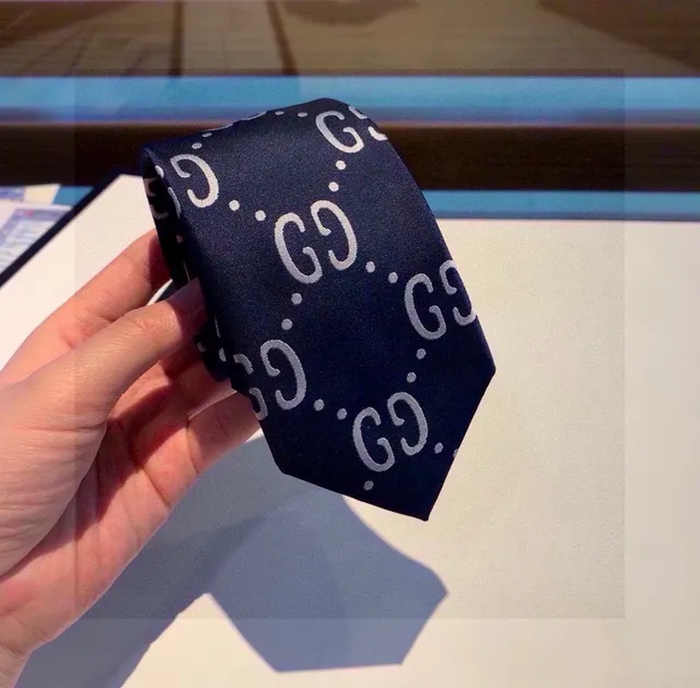 Gucci Interlocking GG Monogram Navy gravata 4