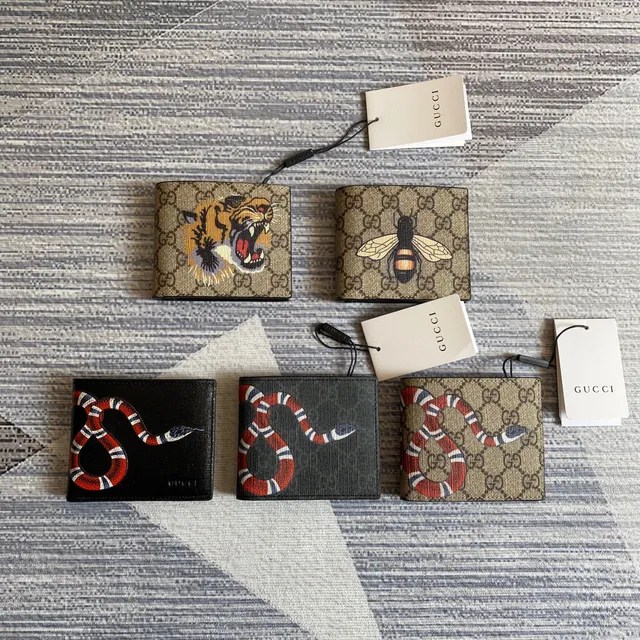 Gucci Kingsnake Print কালো Saffiano Leather ছোট বাটোয়া 2