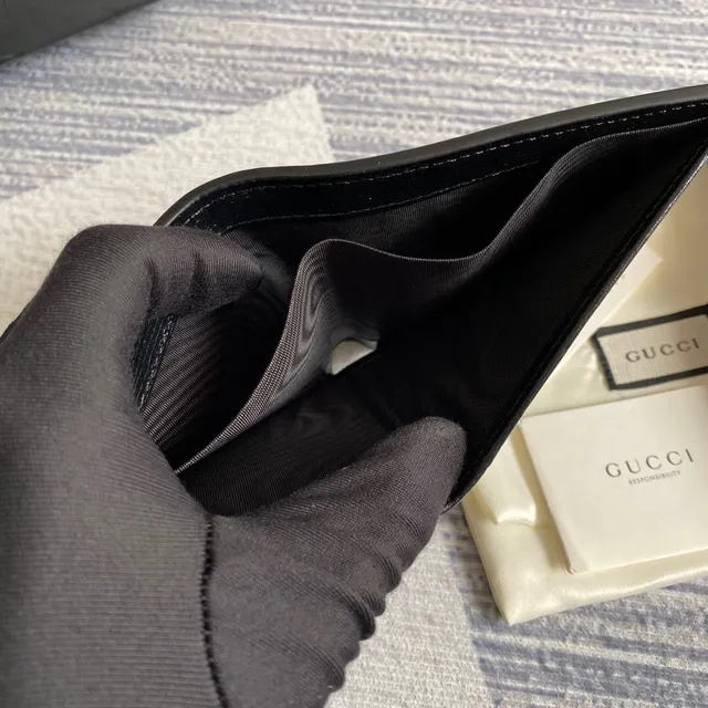 Gucci Kingsnake Print কালো Saffiano Leather ছোট বাটোয়া 4