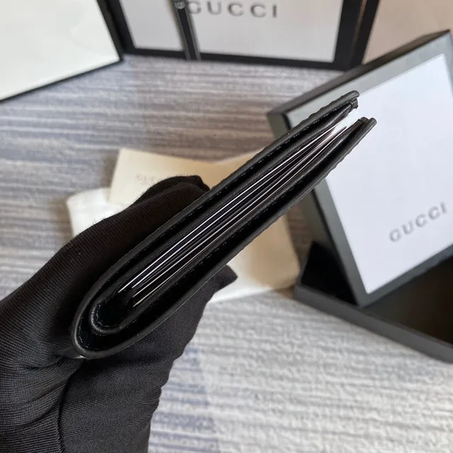 Gucci Kingsnake Print কালো Saffiano Leather ছোট বাটোয়া 16