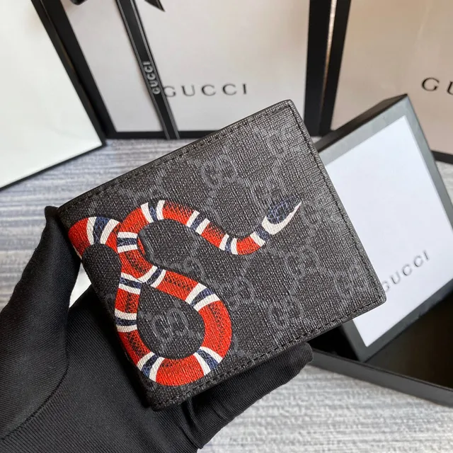 Gucci Kingsnake Print কালো Saffiano Leather ছোট বাটোয়া 19