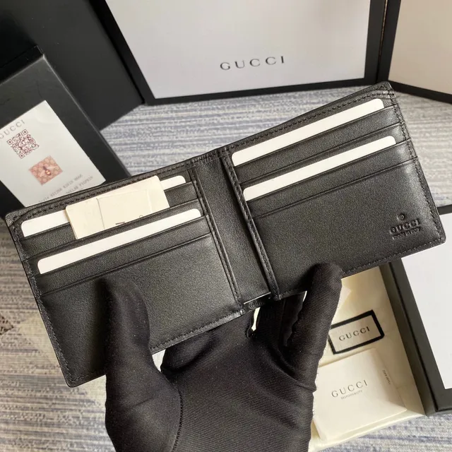 Gucci Kingsnake Print কালো Saffiano Leather ছোট বাটোয়া 23