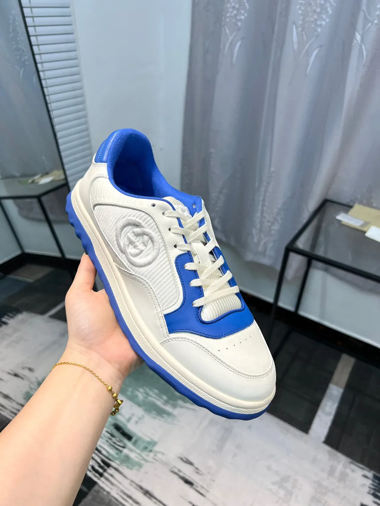 Gucci Lifestyle حذاء رياضي أبيض وأزرق منخفض 6