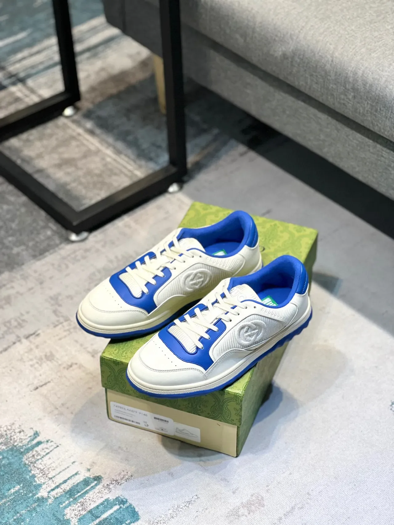 Gucci Lifestyle حذاء رياضي أبيض وأزرق منخفض 7