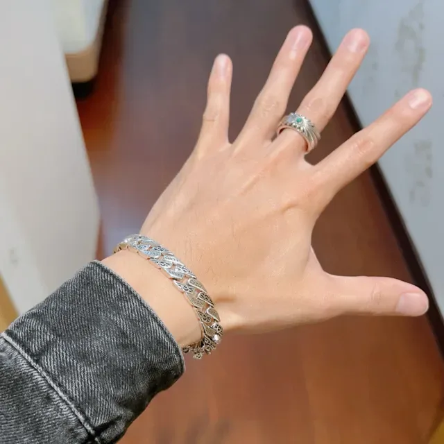 Gucci Link to Love Silver Wide Chain Engraved Branding Bracelet 5