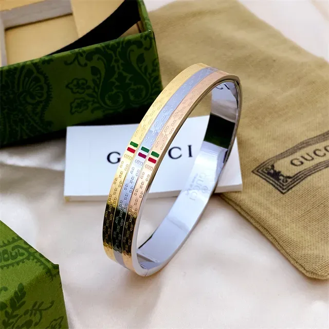 Gucci Multi-Tone Engraved GG Italian Flag Bangle Bracelet 4
