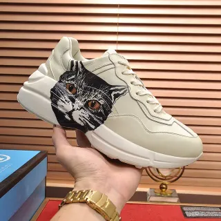 Gucci Rhyton estampado de gato off-white lifestyle sneakers