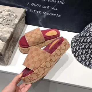 Gucci Screener Beige y Borgoña GG Monogram Zapatillas de plataforma