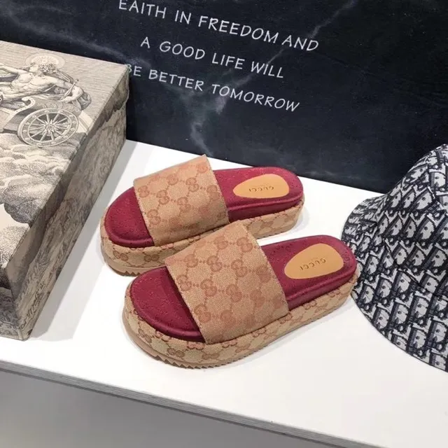 Gucci Screener Bege e Borgonha GG Monogram Chinelo de plataforma 5
