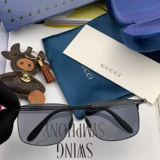 Gucci Screener Óculos de Sol Pretos Retangulares Semi-Rimless com Gradiente