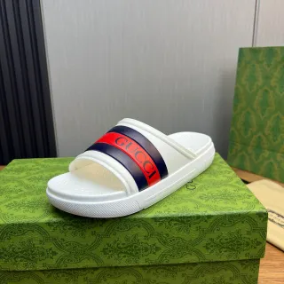 Gucci Screener 白色和红色 Navy Web Stripe 拖鞋