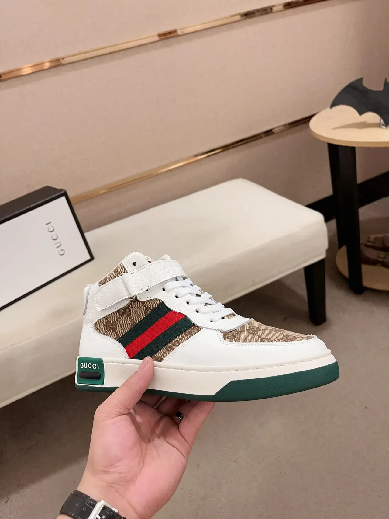 Gucci Screener White Beige Green Red tênis lifestyle 4