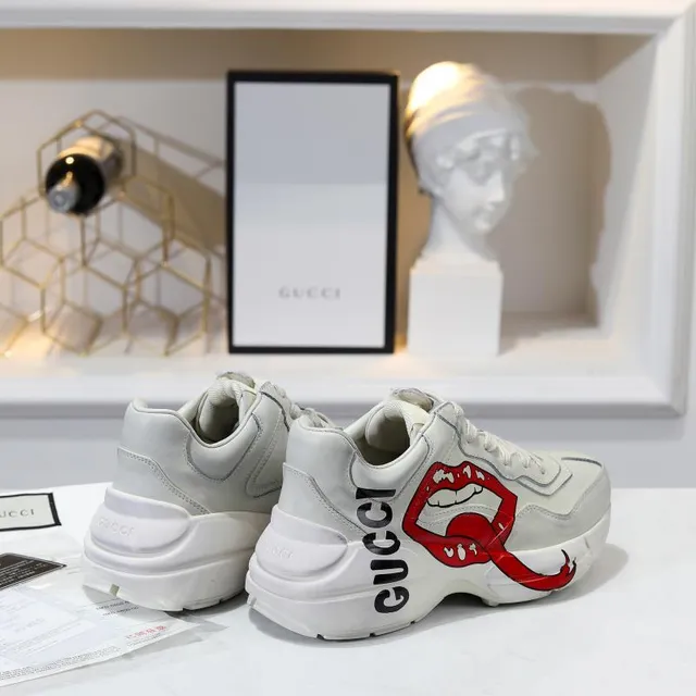 Gucci Screener 白红唇部图形粗厚运动鞋 4